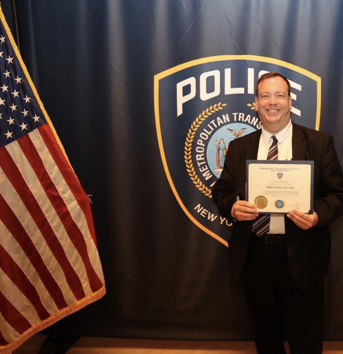 Rabbi Mirocznik MTA Chaplain Service Award